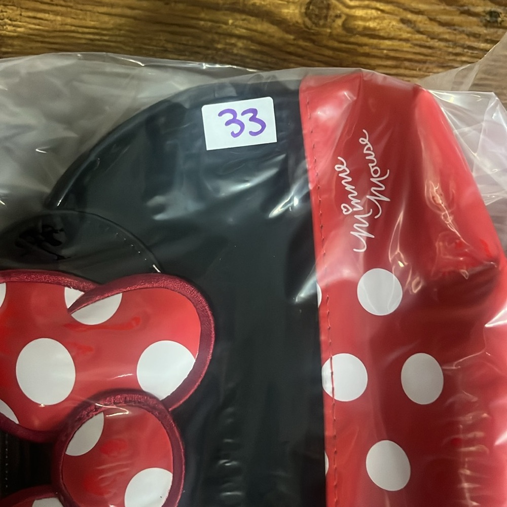 NWT minnie mouse X the crème shop cosmetic pouch bag - Picture 5 of 5